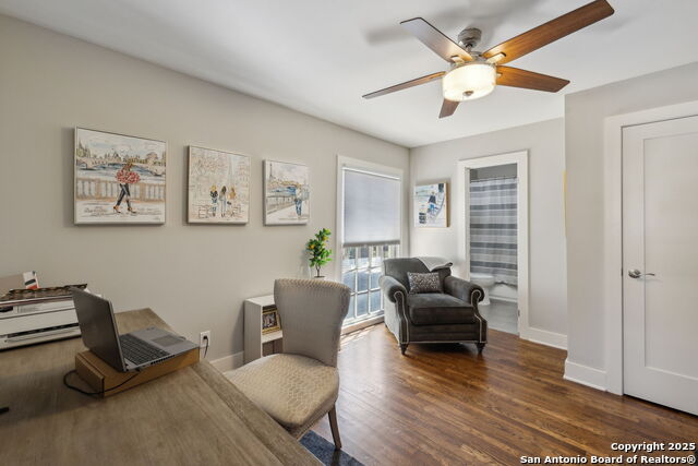 Image 45 of 56 For 260 Edgewood E
