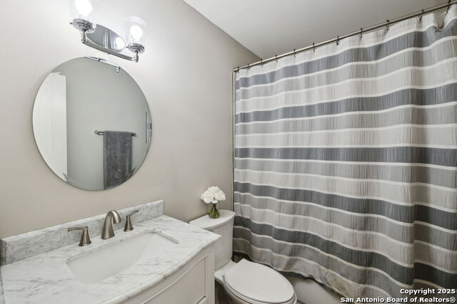Image 46 of 56 For 260 Edgewood E