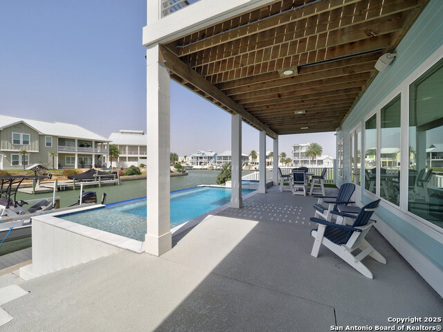 Listing photo id 30 for 1014 Grand Cayman Court