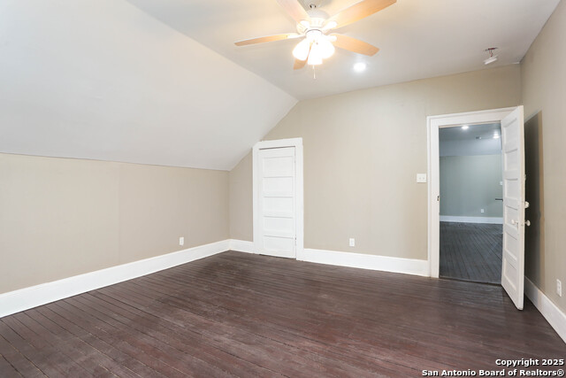 Image 43 of 44 For 339 Woodlawn Avenue W