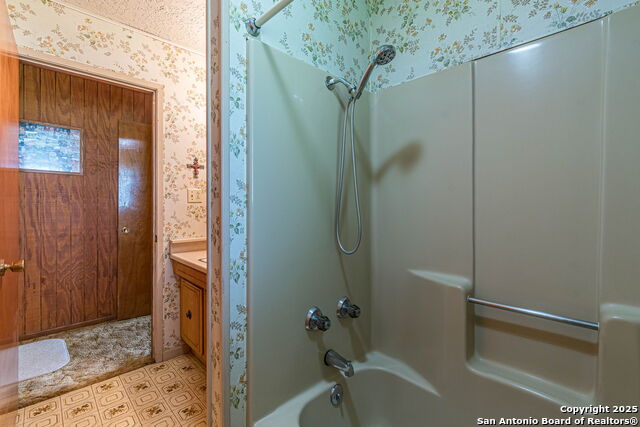 Listing photo id 35 for 2034 County Road 342