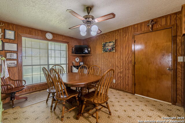 Listing photo id 40 for 2034 County Road 342