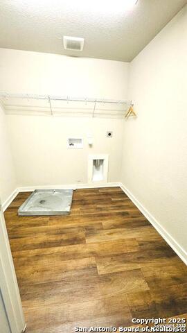 Listing photo id 18 for 9111 Spigel