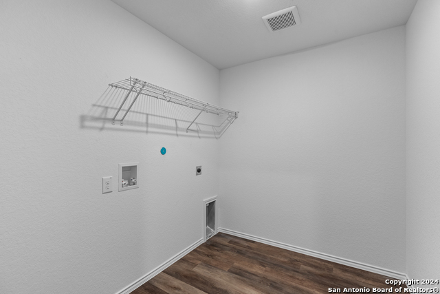 Image 19 of 25 For 8140 Hamrick Circle