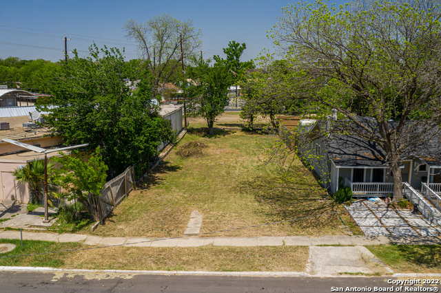 Image 3 of 33 For 111 Parland Pl
