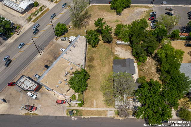 Image 6 of 33 For 111 Parland Pl