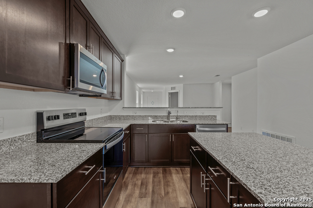 Image 12 of 31 For 8124 Hamrick Circle