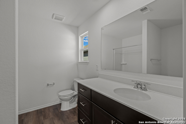 Image 16 of 31 For 8124 Hamrick Circle