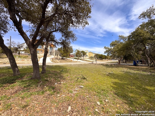 Listing photo id 4 for 2184 Grandview Forest