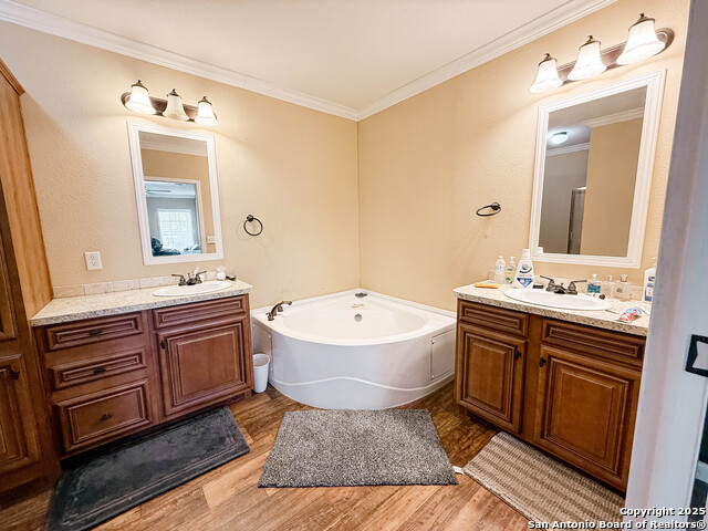 Image 29 of 38 For 8824 Fm 140 W