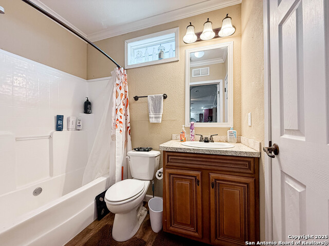 Image 36 of 38 For 8824 Fm 140 W