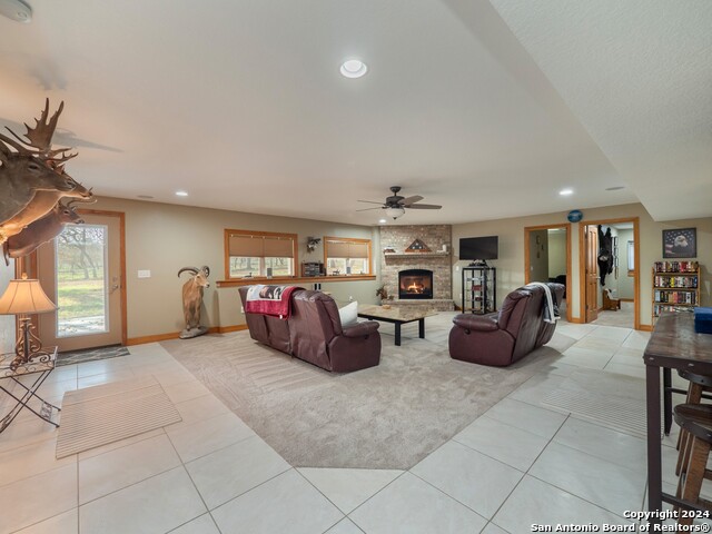 Listing photo id 20 for 1657 County Road 434