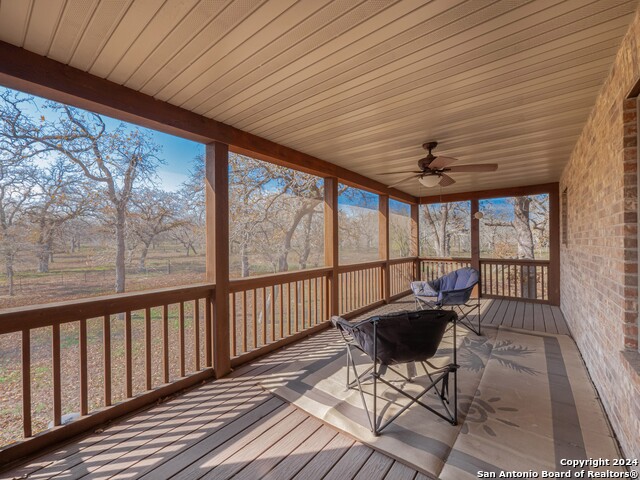 Listing photo id 37 for 1657 County Road 434