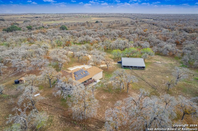 Listing photo id 46 for 1657 County Road 434