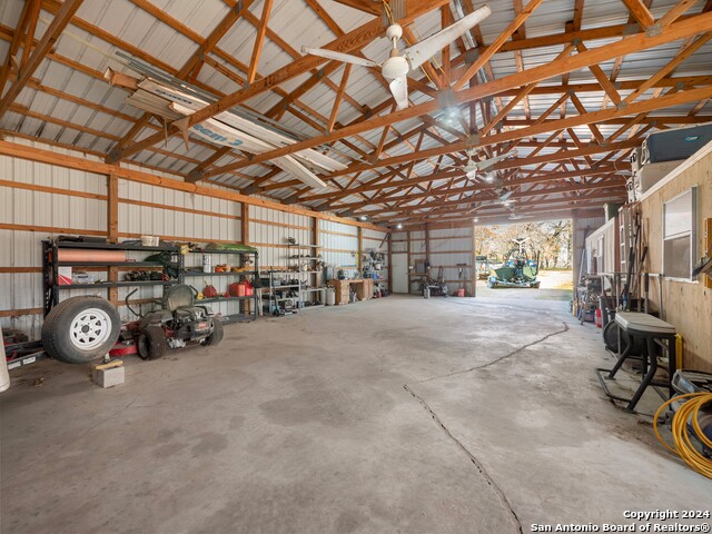 Listing photo id 51 for 1657 County Road 434