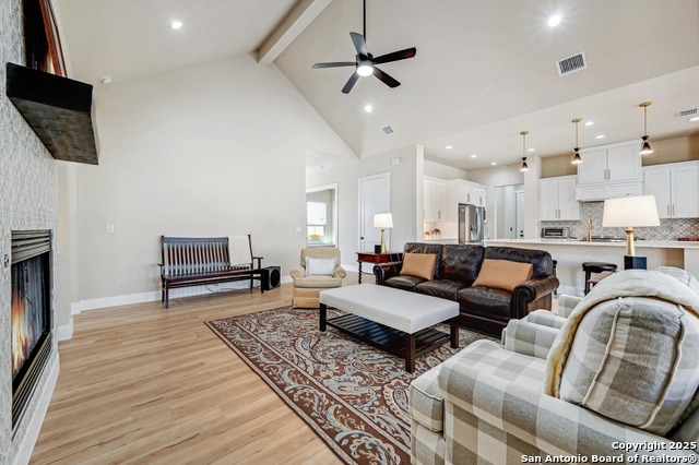 Image 10 of 37 For 2331 Coral Stone