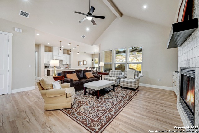 Image 7 of 37 For 2331 Coral Stone