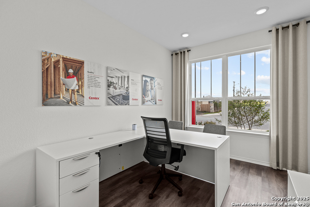 Listing photo id 3 for 13502 Windward