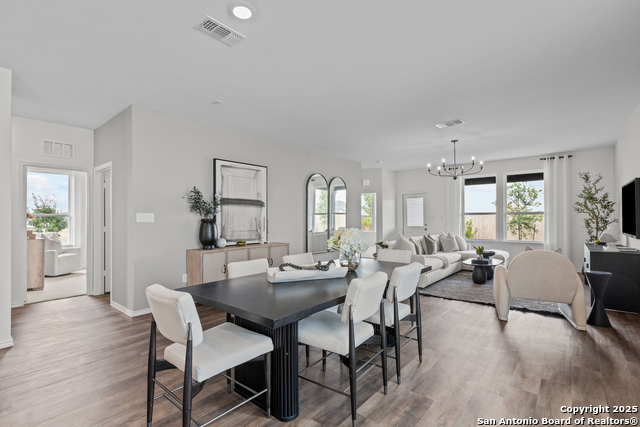 Listing photo id 4 for 13502 Windward