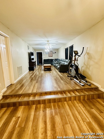 Image 21 of 35 For 7941 Fm 1346 Lot 7