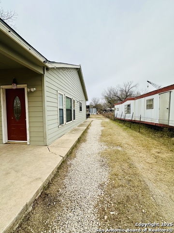 Image 33 of 35 For 7941 Fm 1346 Lot 7