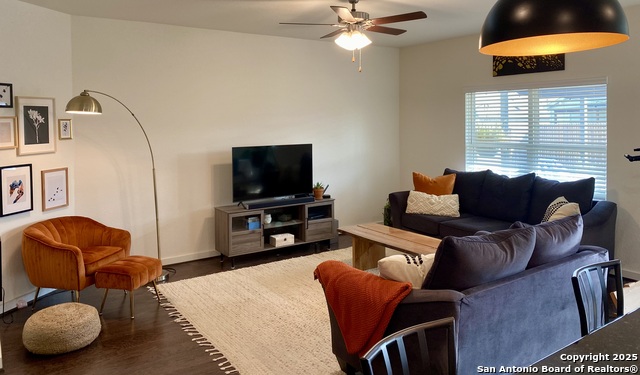 Image 4 of 27 For 10788 Rosalina Loop