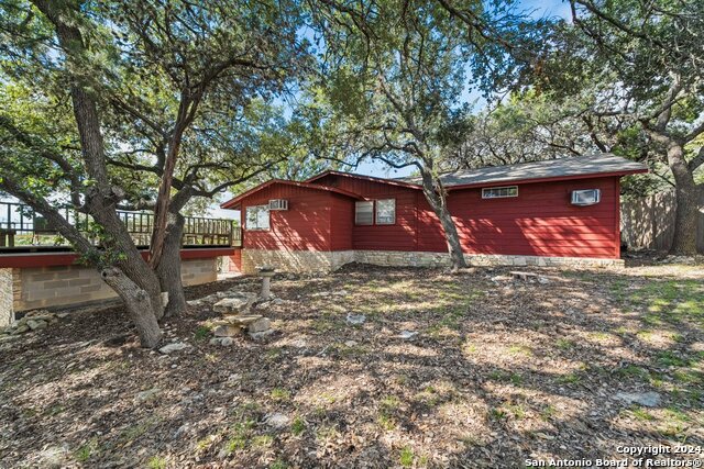 Image 25 of 27 For 809 Lakebreeze Dr