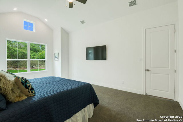 Listing photo id 20 for 268 Secret Way