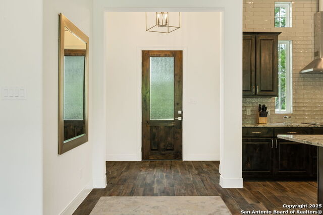 Listing photo id 3 for 268 Secret Way