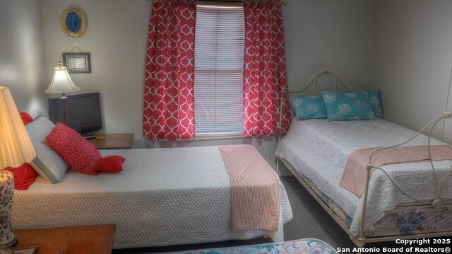 Image 22 of 38 For 560 Pine Mountain