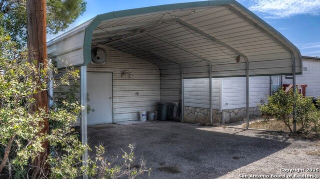 Image 8 of 38 For 560 Pine Mountain