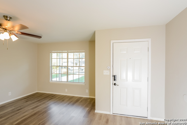 Image 3 of 16 For 7214 Glen  