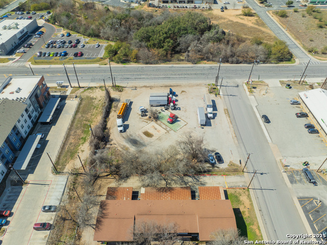 Image 10 of 14 For 7118 New Braunfels Ave S