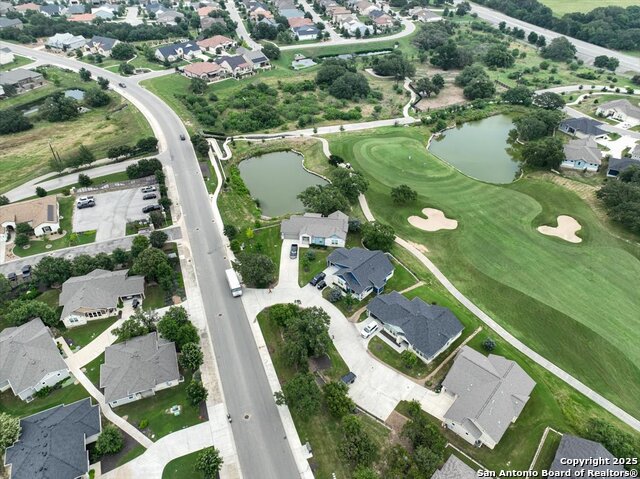 Listing photo id 7 for 344 Dancing Oak 101