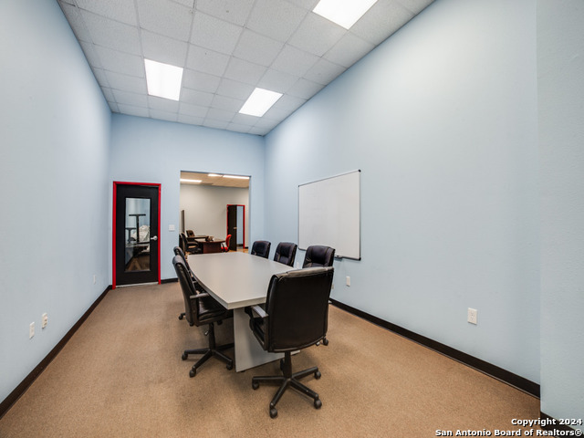 Listing photo id 15 for 10835 Gulfdale St