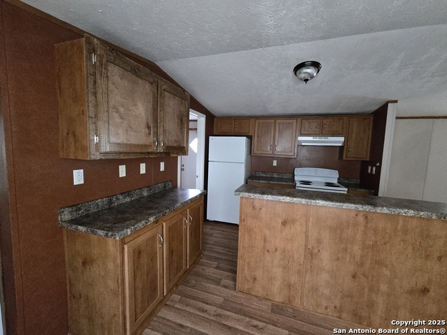 Image 5 of 10 For 1911 Wald Rd 9