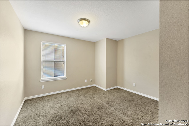Image 15 of 53 For 2027 Shire Meadows