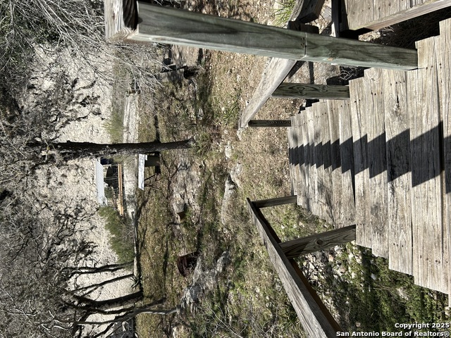 Listing photo id 13 for 198 Private Road 2622