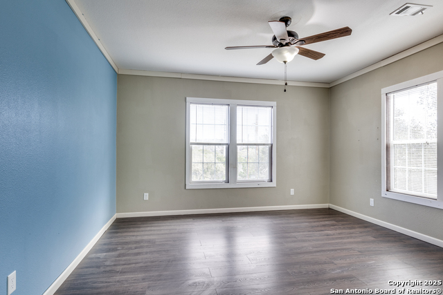 Listing photo id 20 for 175 Whisper Valley Ln S