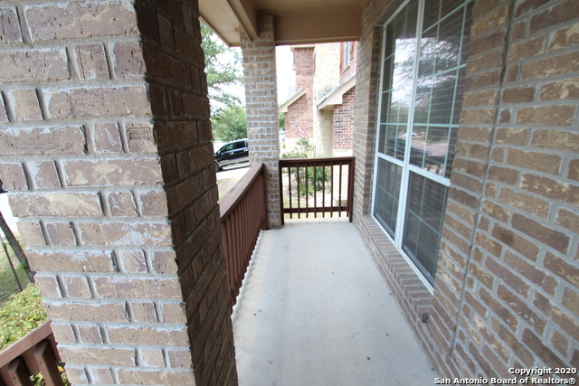 Listing photo id 2 for 6206 Diego Lane