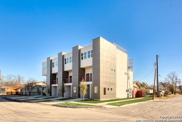 Image 2 of 30 For 510 Mesquite S 101