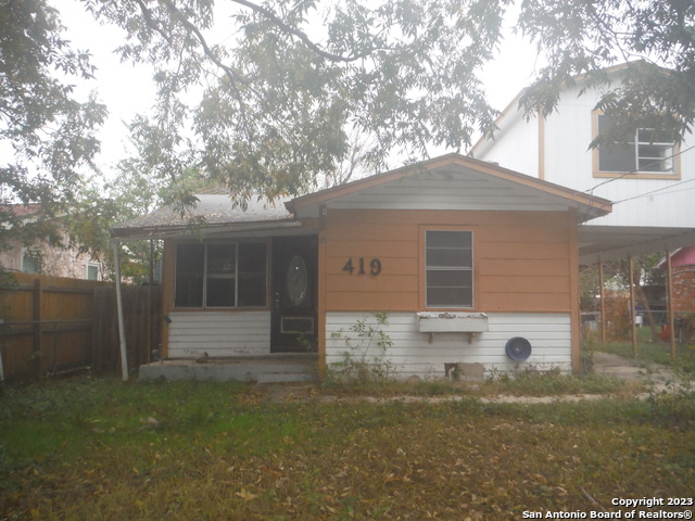 Image 3 of 23 For 419 Vickers Ave