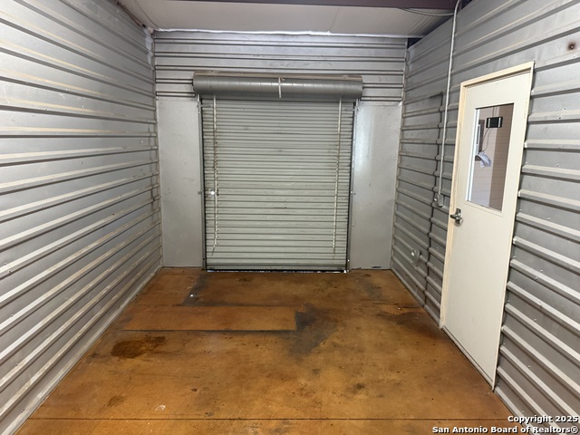 Listing photo id 0 for 23065 State Highway 46 4