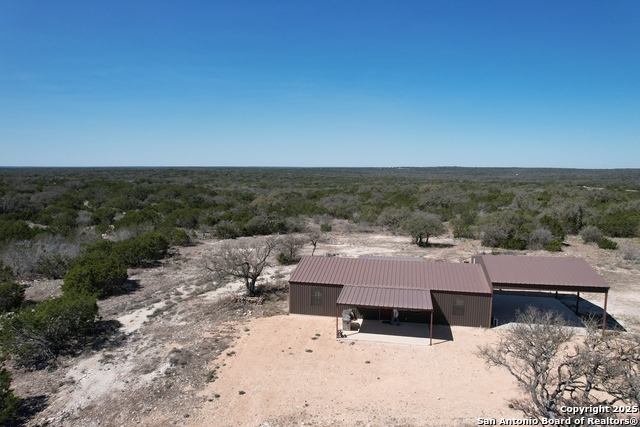 Listing photo id 21 for 2724 Sd 24910