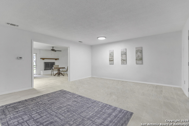 Image 4 of 16 For 117 Ridgewood Dr