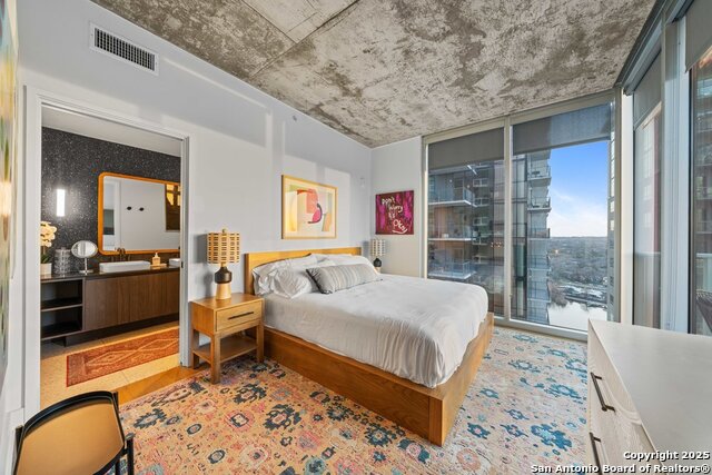 Listing photo id 18 for 48 East Ave 2610