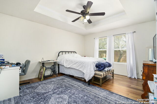 Listing photo id 5 for 237 Katie Ct