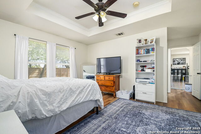Listing photo id 6 for 237 Katie Ct