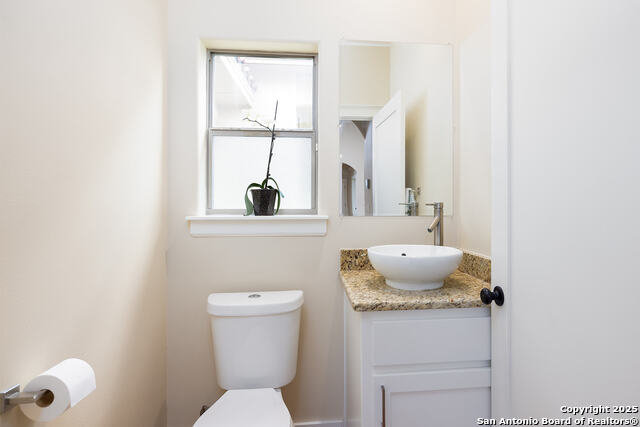 Image 24 of 33 For 903 Panorama Pass