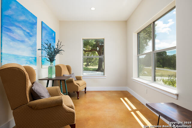 Image 6 of 33 For 903 Panorama Pass